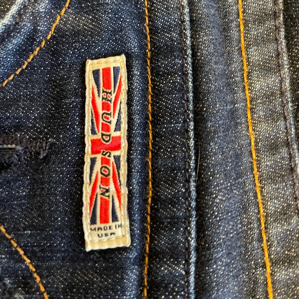 Hudson Jean… great condition. No tearing, no stains. Only wore 2-3 times
